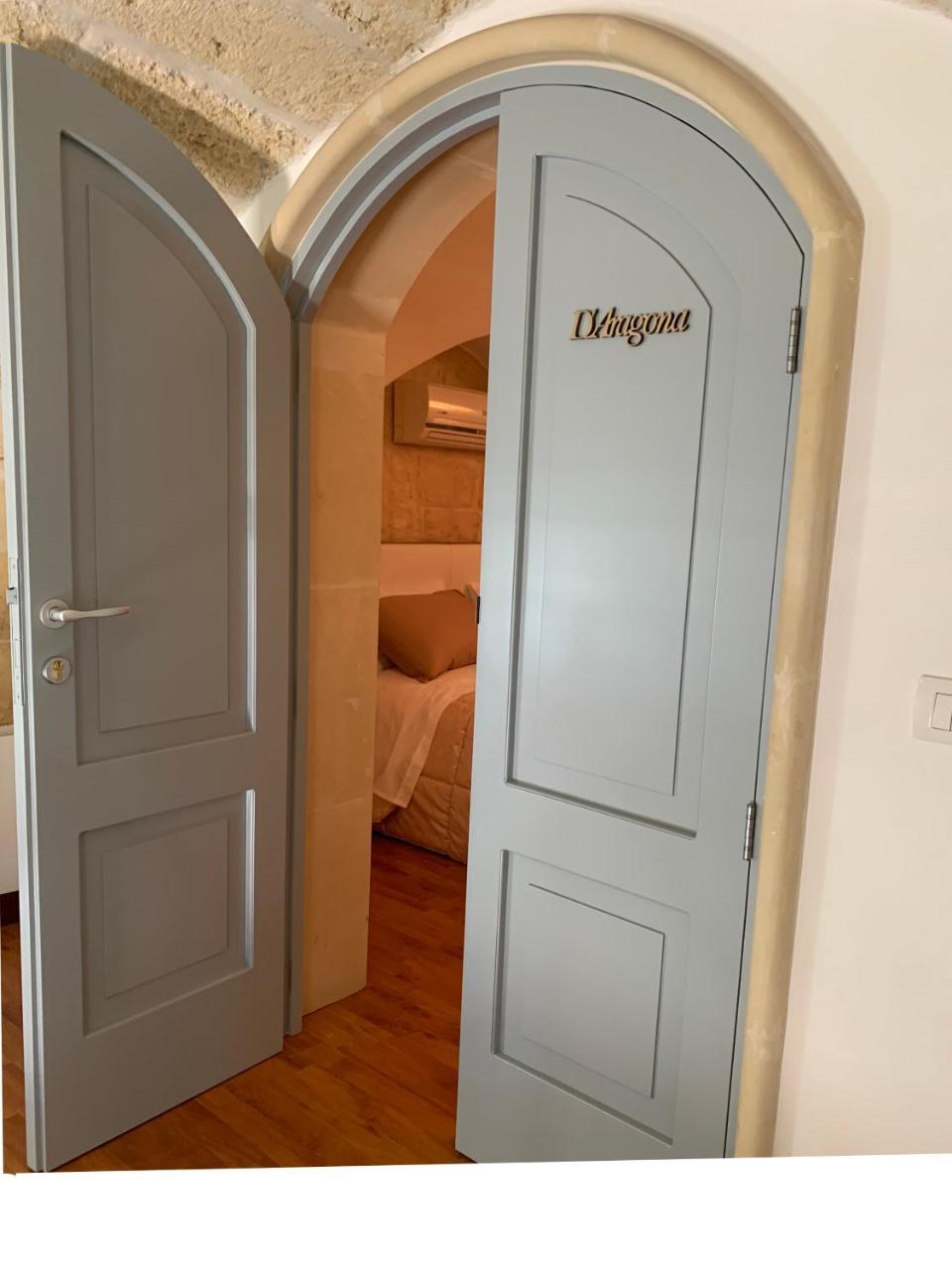 Ferrante D'Aragona Rooms Λέτσε Εξωτερικό φωτογραφία